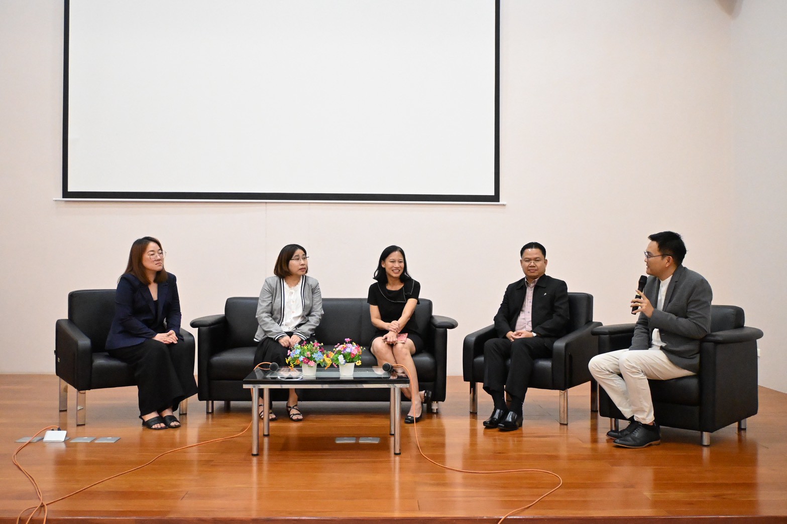 202601280231-LINE_ALBUM_ประชุมสัมนา Rare Earth_260128_6_0.jpg